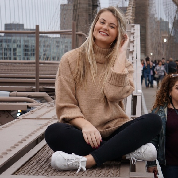 Meet your Posher, Colleen - Picture 6 of 7